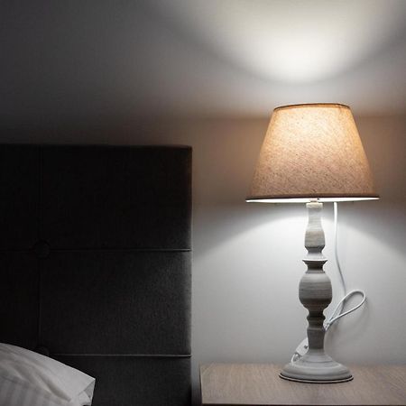 Cozy Corner - Central Stylish Apartment Волос Екстер'єр фото