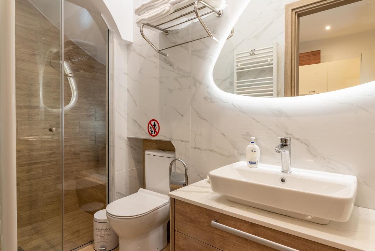 Cozy Corner - Central Stylish Apartment Волос Екстер'єр фото