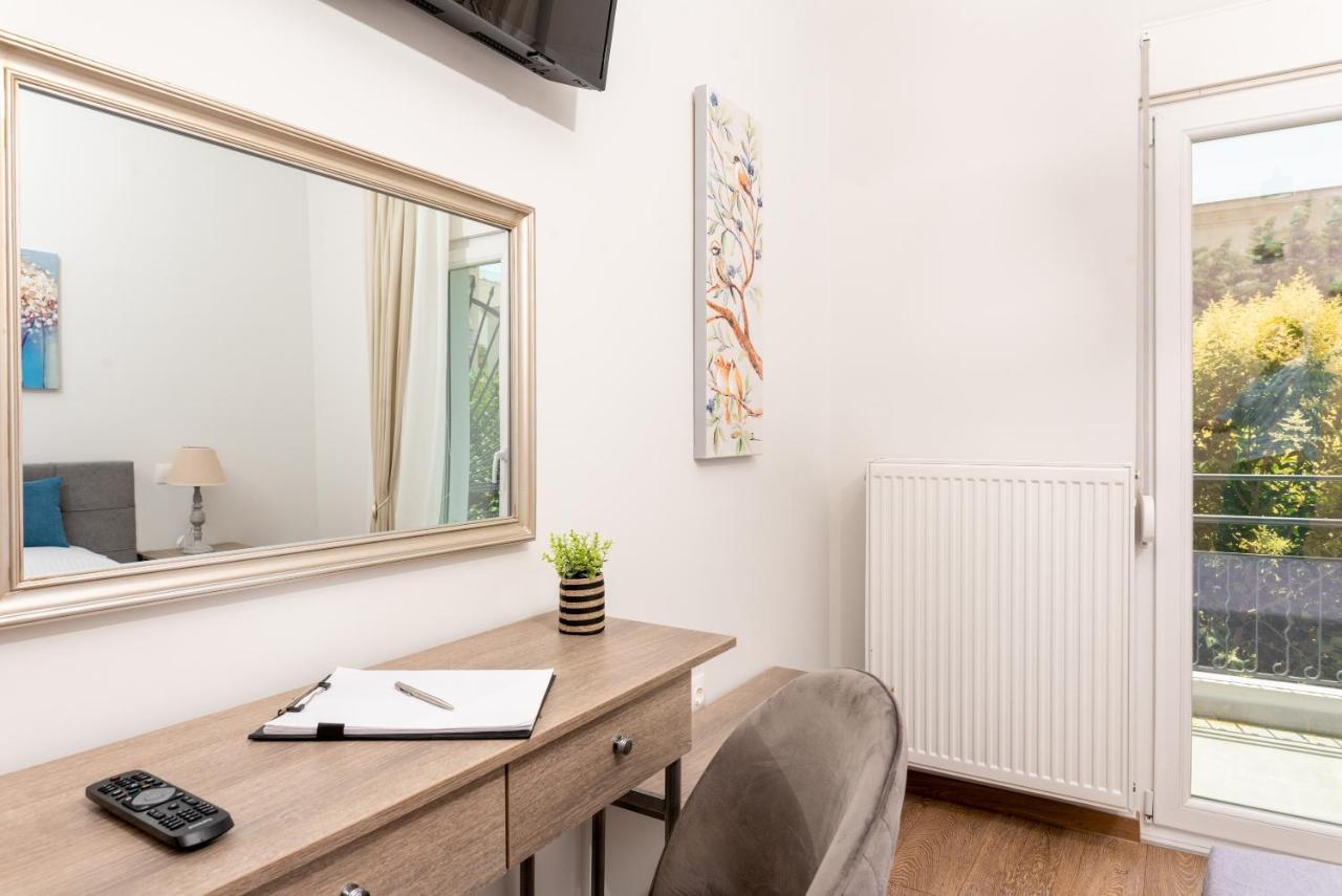 Cozy Corner - Central Stylish Apartment Волос Екстер'єр фото