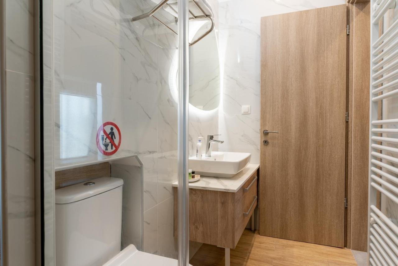 Cozy Corner - Central Stylish Apartment Волос Екстер'єр фото